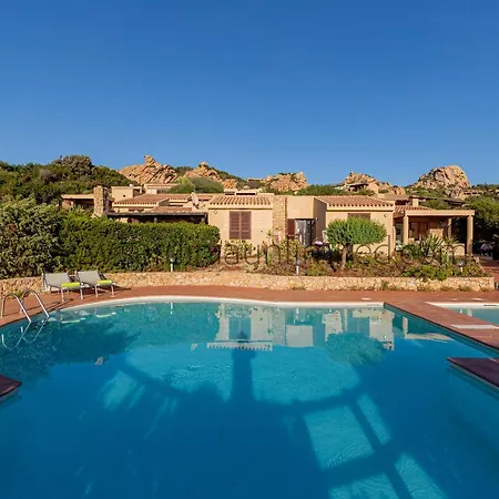 Ginepro Arancione Villa Li Valcaggi